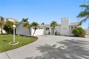 6984 S Shore Dr S, Saint Petersburg, FL 33707 - Photo 6