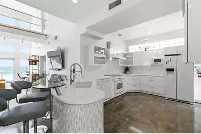 8680 W Gulf Boulevard, Treasure Island, FL 33706 - Photo 12