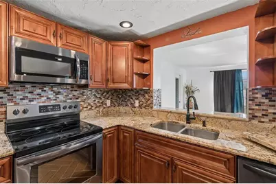 10804 Manchester Road, Port Richey, FL 34668 - Photo 20