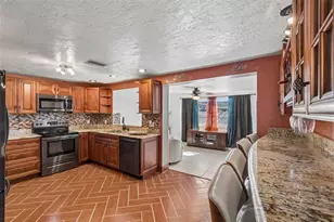 10804 Manchester Rd, Port Richey, FL 34668 - Photo 14