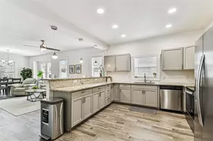 904 E Hamilton Ave, Tampa, FL 33604 - Photo 28