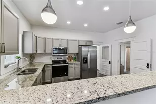 904 E Hamilton Ave, Tampa, FL 33604 - Photo 32