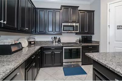 8099 Lago Mist Way, Wesley Chapel, FL 33545 - Photo 4