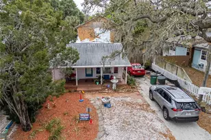 734 2nd St N, Safety Harbor, FL 34695 - Photo 4