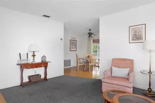 15348 Bedford Cir W, Clearwater, FL 33764 - Photo 8