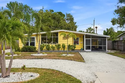 4420 Neptune Drive SE, Saint Petersburg, FL 33705 - Photo 2