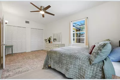 4420 Neptune Drive SE, Saint Petersburg, FL 33705 - Photo 24