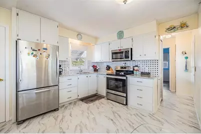 37321 8th Avenue, Zephyrhills, FL 33542 - Photo 6