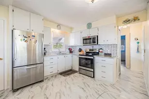 37321 8th Ave, Zephyrhills, FL 33542 - Photo 6