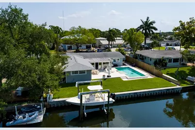 9294 Treasure Lane NE, Saint Petersburg, FL 33702 - Photo 26