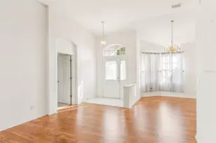 18108 Kennesaw Ct, Tampa, FL 33647 - Photo 8