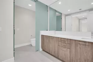 275 1st Ave S, Saint Petersburg, FL 33701 - Photo 72