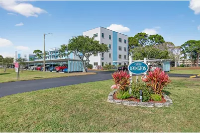 5970 80th Street N #102, Saint Petersburg, FL 33709 - Photo 1