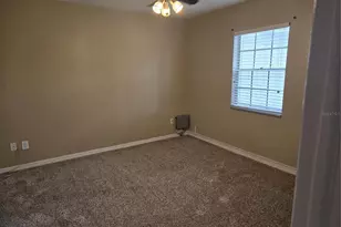 10350 Carrollwood Ln, Tampa, FL 33618 - Photo 14