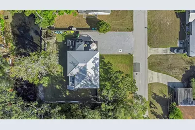 8147 W Bounty Court, Homosassa, FL 34448 - Photo 2