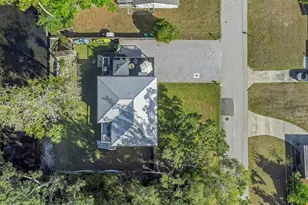 8147 W Bounty Ct, Homosassa, FL 34448 - Photo 2