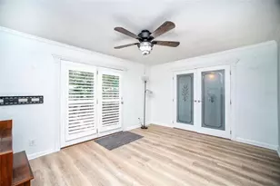 989 8th Ave NE, Largo, FL 33770 - Photo 10