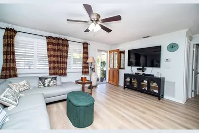 989 8th Avenue NE, Largo, FL 33770 - Photo 4