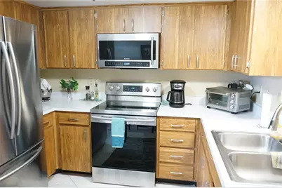 2102 Hereford Drive #513, Sun City Center, FL 33573 - Photo 8