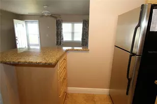 2202 Clubhouse Dr, Sun City Center, FL 33573 - Photo 12