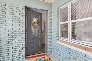 9819 Allen Rd, Lithia, FL 33547 - Photo 6