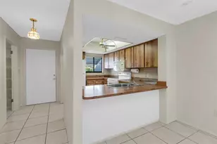 2216 Oak Wind Dr, Holiday, FL 34691 - Photo 10