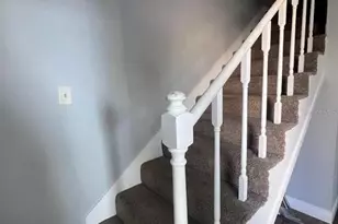 2072 Los Lomas Dr, Clearwater, FL 33763 - Photo 6