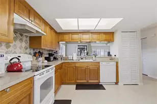 2701 Countryside Blvd, Clearwater, FL 33761 - Photo 10