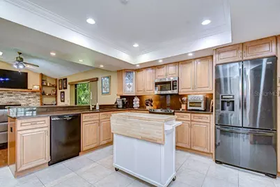 16704 Vallely Drive, Tampa, FL 33618 - Photo 10