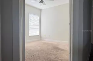 8753 Hampden Dr, Tampa, FL 33626 - Photo 10