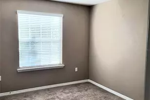 36142 Laguna Hills Cir, Zephyrhills, FL 33541 - Photo 22