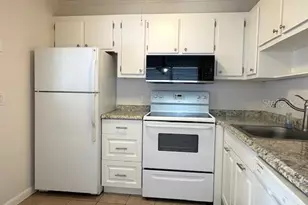 1901 Andover Way, Sun City Center, FL 33573 - Photo 10
