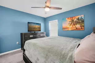 932 Ocean Spray Dr, Ruskin, FL 33570 - Photo 4