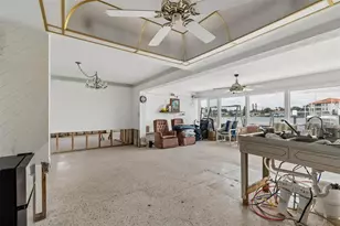 15 Bellevue Dr, Treasure Island, FL 33706 - Photo 12
