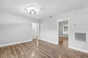8008 N 12th St, Tampa, FL 33604 - Photo 28