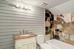 2445 Glenview Dr, Land O Lakes, FL 34639 - Photo 36