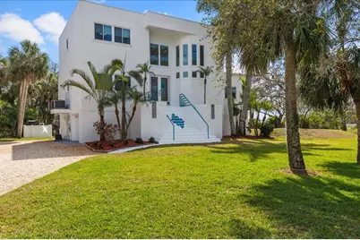 375 Wellington Avenue, Oldsmar, FL 34677 - Photo 1