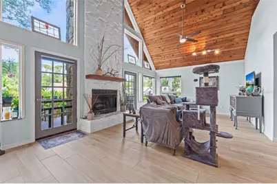 12869 Poinsettia Avenue, Seminole, FL 33776 - Photo 14