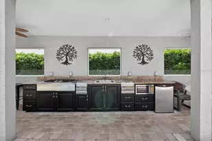 4052 Capitol Dr, Palm Harbor, FL 34685 - Photo 68