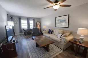 1391 Mission Hills Blvd, Clearwater, FL 33759 - Photo 4