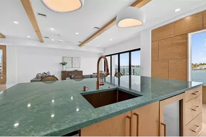 10201 Gulf Boulevard, Treasure Island, FL 33706 - Photo 24