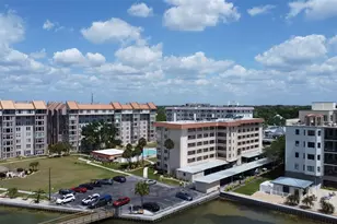 620 Edgewater Dr, Dunedin, FL 34698 - Photo 2