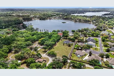 15402 Lake Magdalene Boulevard, Tampa, FL 33613 - Photo 30