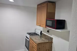 2538 W Hiawatha St, Tampa, FL 33614 - Photo 38