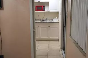 2538 W Hiawatha St, Tampa, FL 33614 - Photo 42