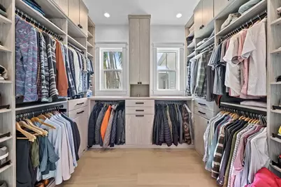 321 12th Avenue NE, Saint Petersburg, FL 33701 - Photo 16