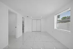 1864 Paradise Ln, Clearwater, FL 33756 - Photo 16