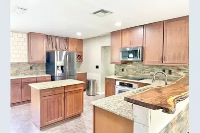 5846 Wyoming Avenue, New Port Richey, FL 34652 - Photo 6