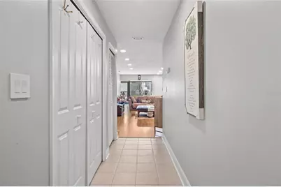 13140 Village Chase Circle, Tampa, FL 33618 - Photo 2