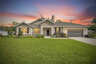 1008 W River Dr, Temple Terrace, FL 33617 - Photo 1